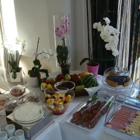 Double Bay מלון 4*